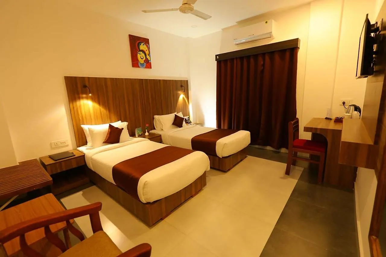 Mattanur Hotel La Serene Mattannur הודו